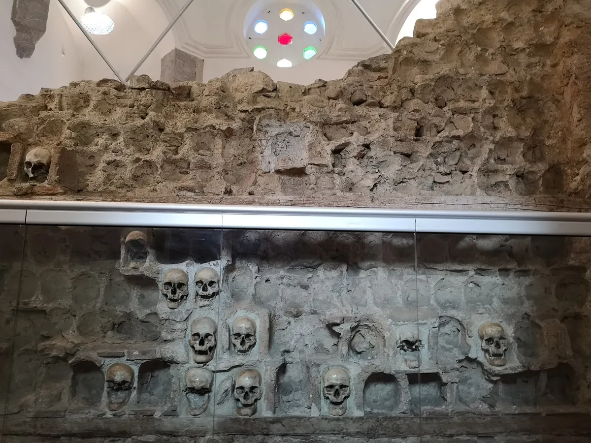 spomen-ploča