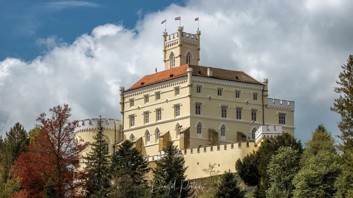plemićki nameštaj