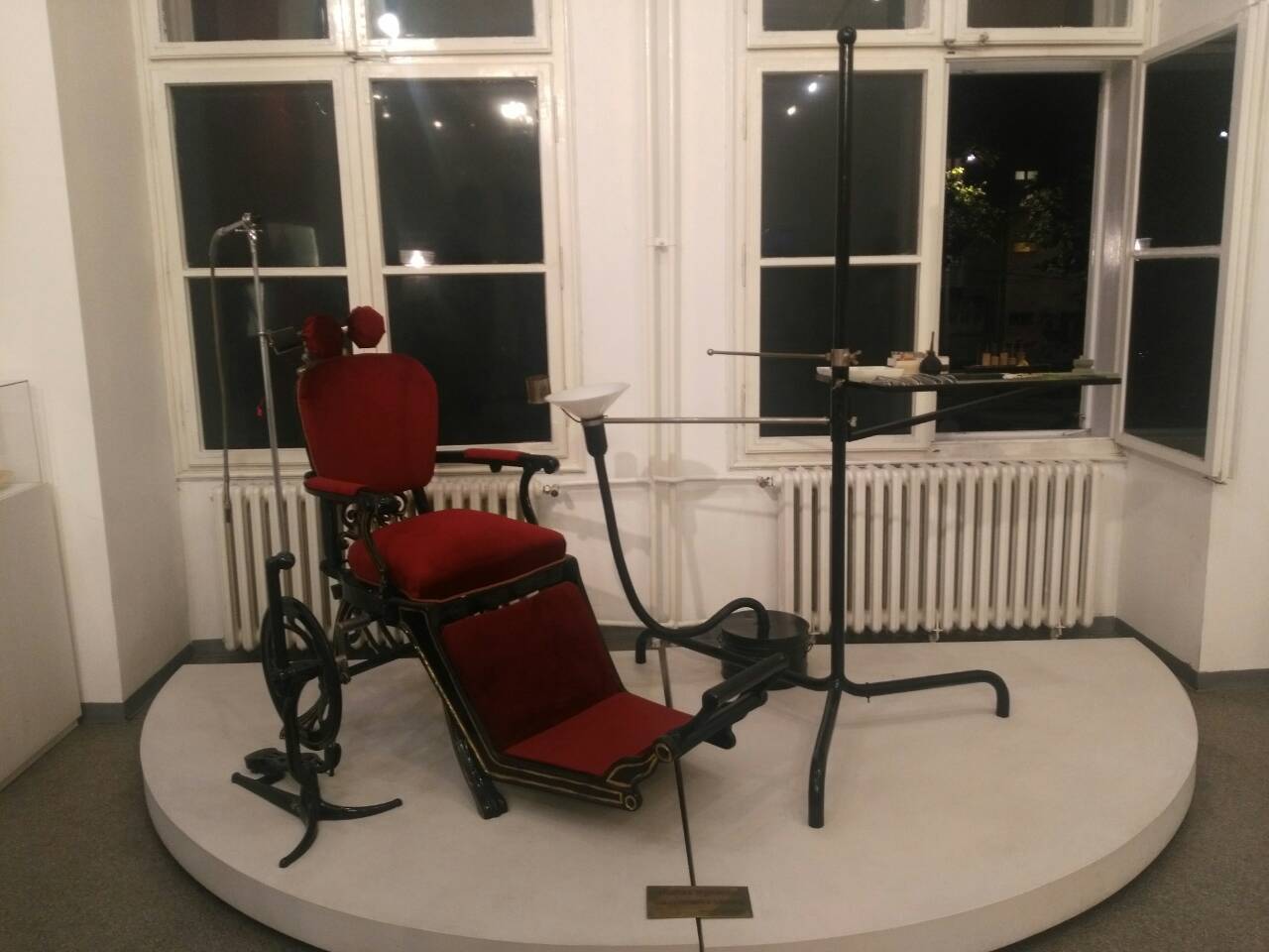 istorija bolnica
